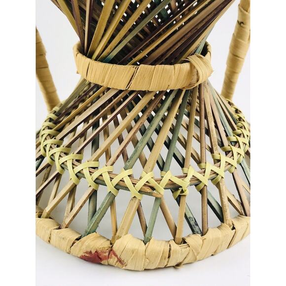VTG Mini Peacock Rainbow Wicker Fan Back Rattan Chair 16” Doll Plant Stand Cotta - Picture 10 of 12
